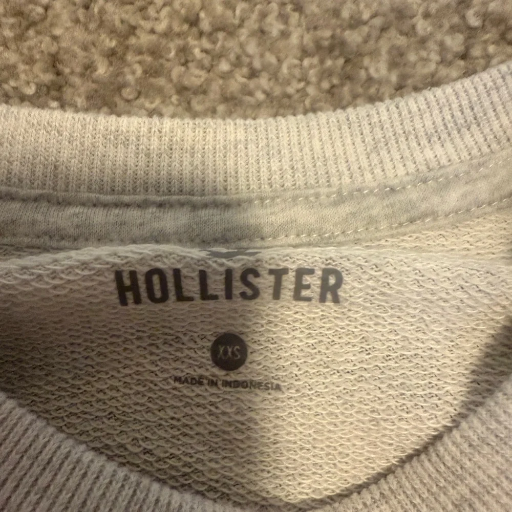 Hollister Gray and Pink Barbados 1998 Women's Sweater - Picture 3 of 3